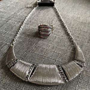 Paparazzi necklace and ring set